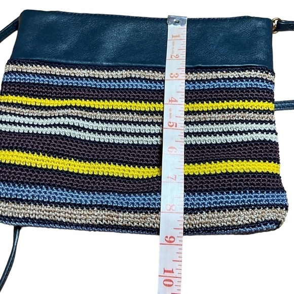 THE SAK COLLECTIVE Leather Trim Crochet Body Crossbody Bag Multi Pocket - Picture 7 of 10